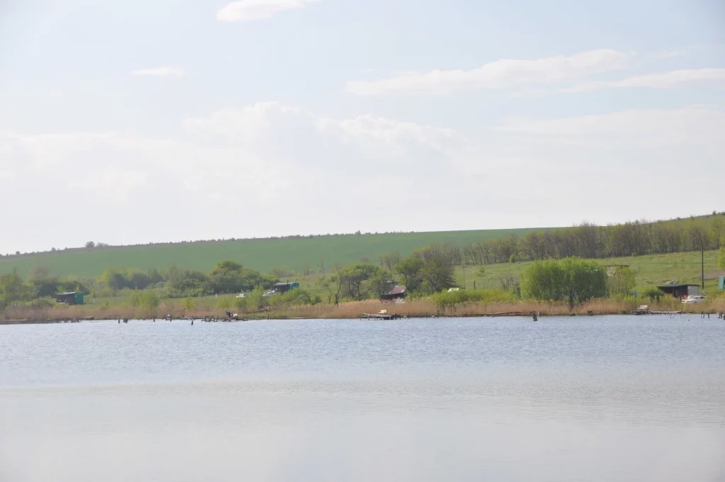 Озеро Семидесятное. Рыболовная турбаза