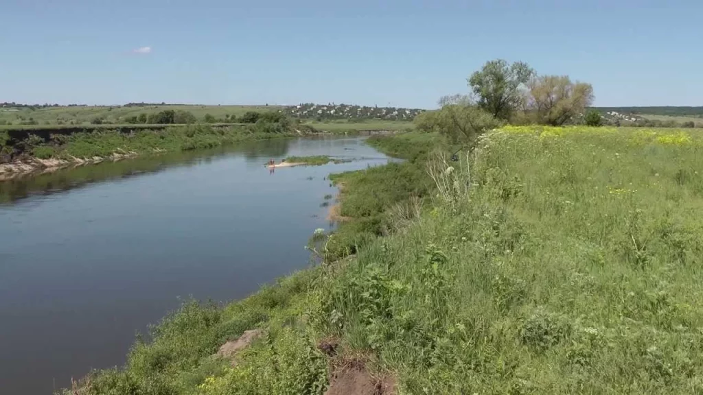 Река Дон в районе деревни Медовка