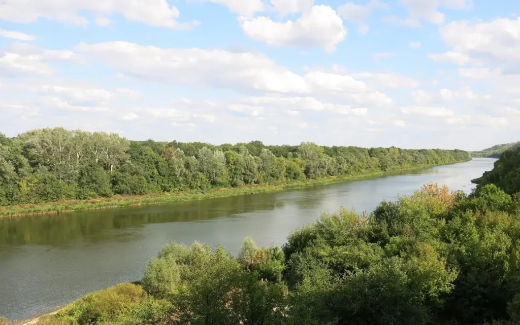 Река Дон возле села Щучье Воронежской области
