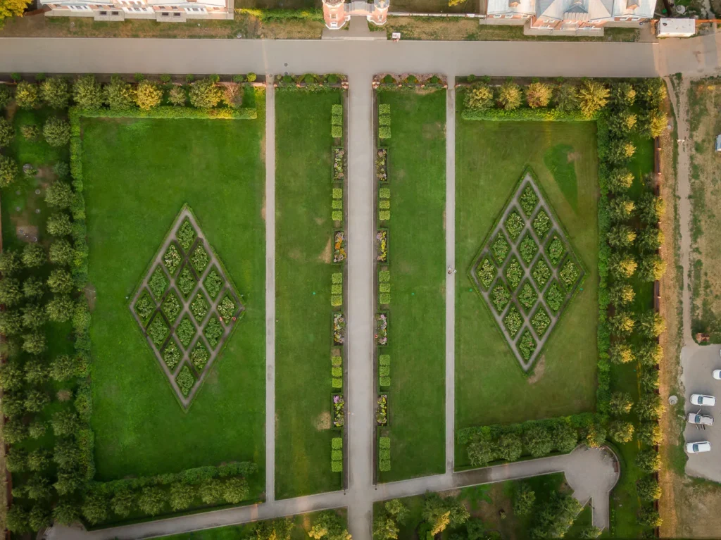 Усадьба Ольденбургских в Рамони: Жемчужина дворцово-паркового искусства XIX века